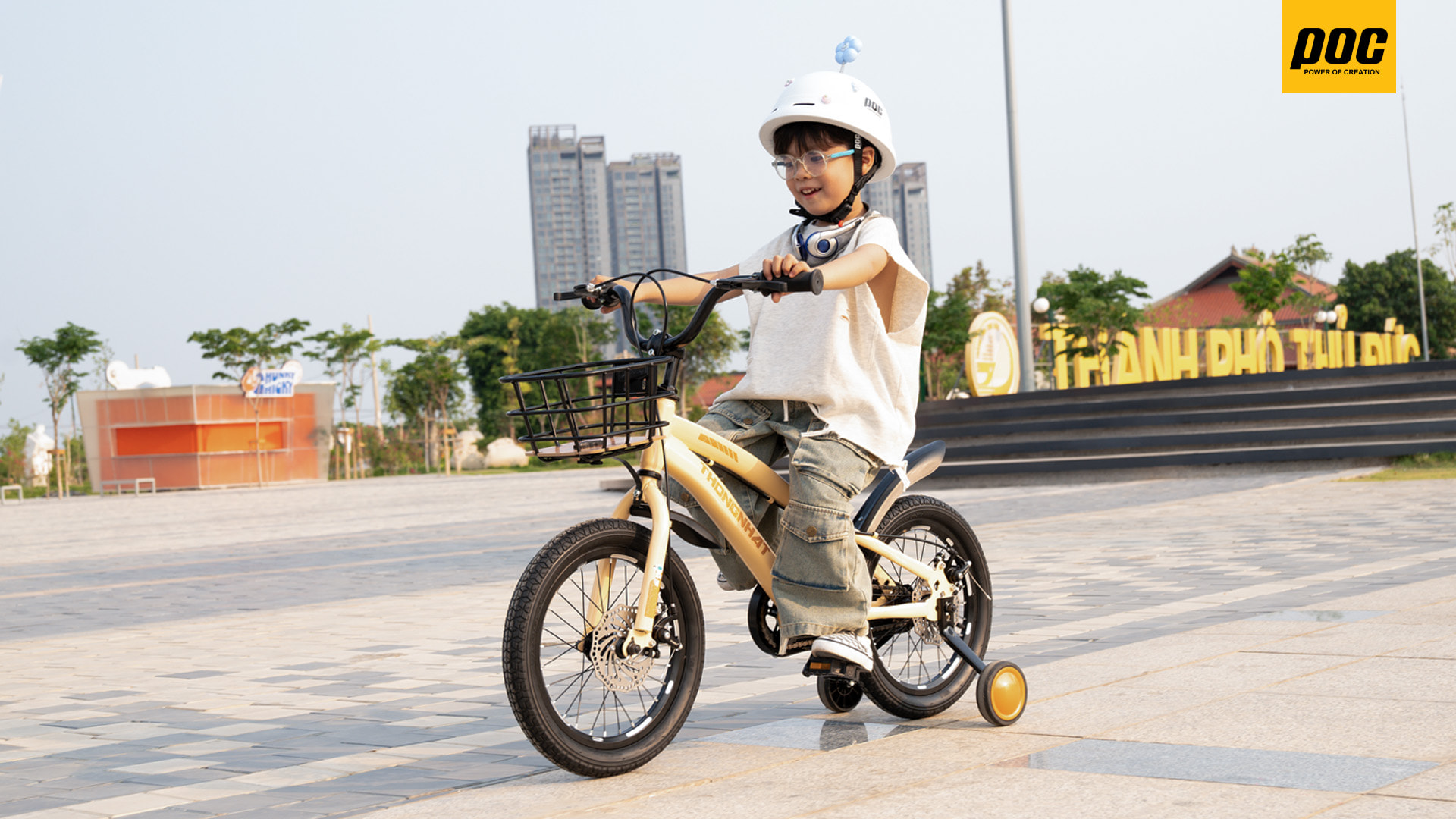 Tại sao trẻ em cần làm quen sử dụng mũ bảo hiểm